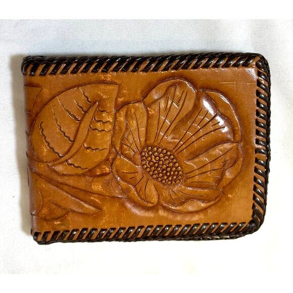 VTG Western Wallet Genuine Leather Hand Tooled Rose Floral Cowboy Rodeo Bifold - Picture 1 of 9